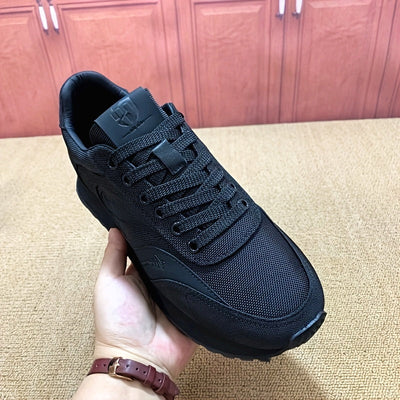 Men'S Black Lace-Up Sneakers, Versatile And Simple Athletic Shoes for Casual Wear. Maximus Echo