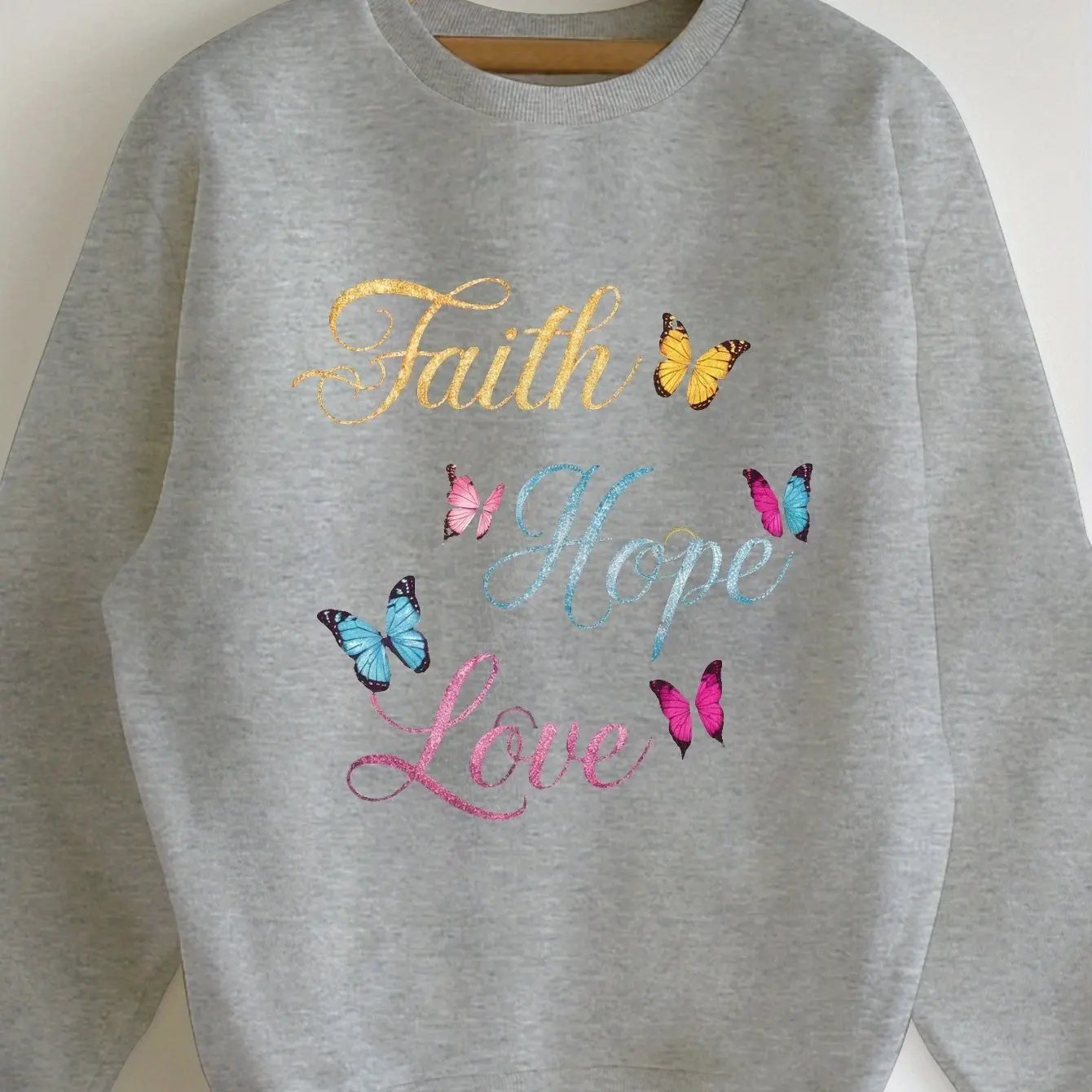 Women'S Faith Love Inspirational Sweatshirt - Long Sleeve Crewneck Maximus Echo